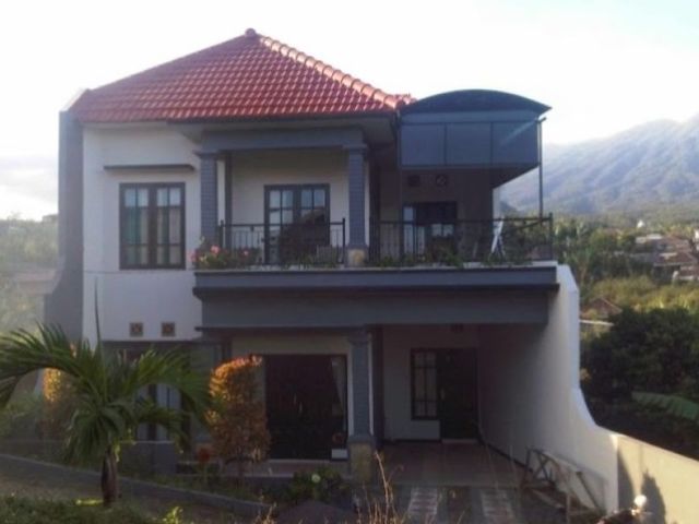 DiJual Villa Batu dekat Selecta