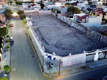 TERRENO RESIDENCIAL EN ESQUINA EN COLONIA PITIC – HERMOSILLO, SONORA IDEAL PARA INVERSIONISTAS