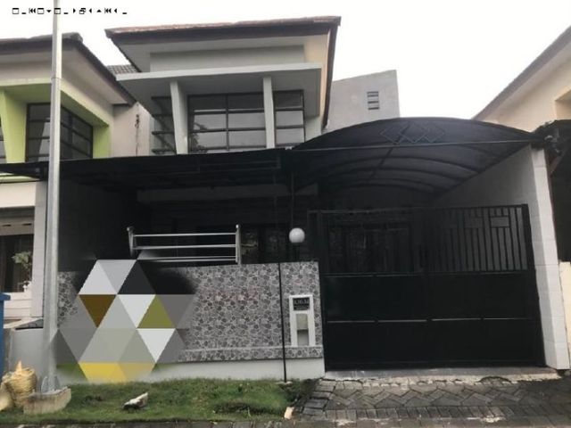 Rumah PURI SURYA JAYA Hadap utara