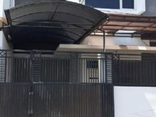 Rumah di Lebak Indah, Siap Huni, Minimalis