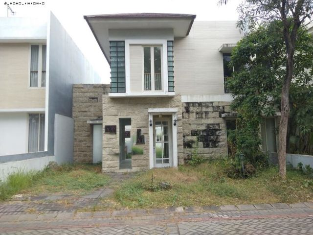 RUMAH CITRA HARMONI (CIPUTRA GRUP) HADAP UTARA