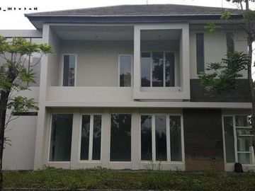 Rumah Graha Family, NEW MINIMALIS, SIAP HUNI, Row 3 mobil