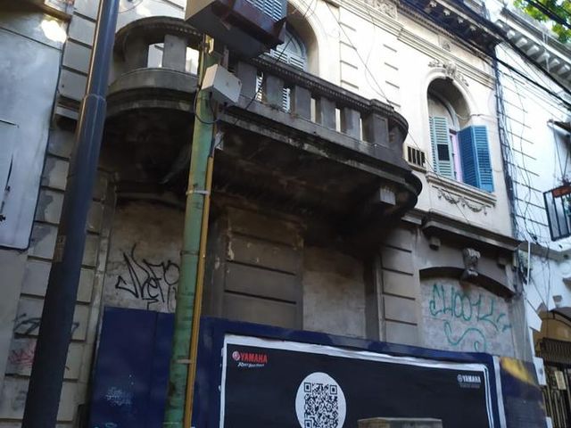 EXCELENTE TERRENO PARA CONSTRUIR 10 PISOS A METROS DE AV. RIVADAVIA