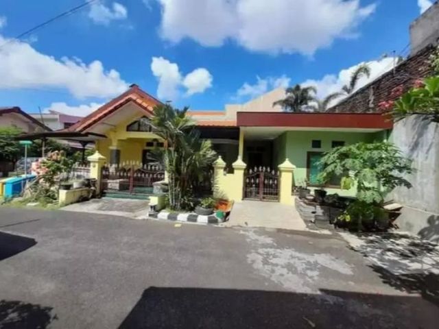 Rumah Siap Huni Wisma Pagesangan Surabaya