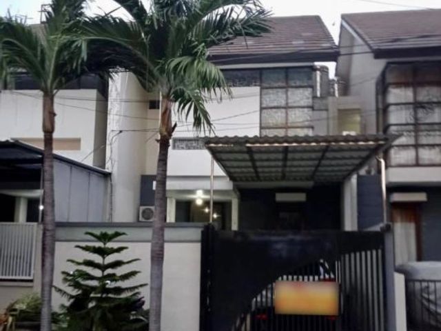 Rumah Pantai Mentari Semi Furnished &bull; TS