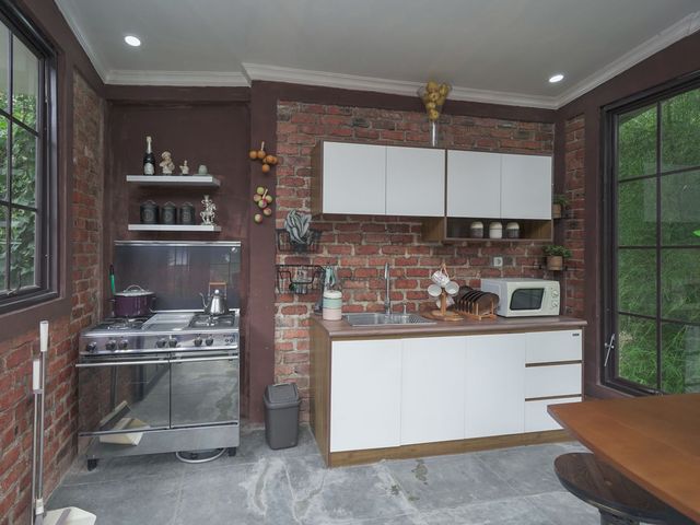 place photo 213