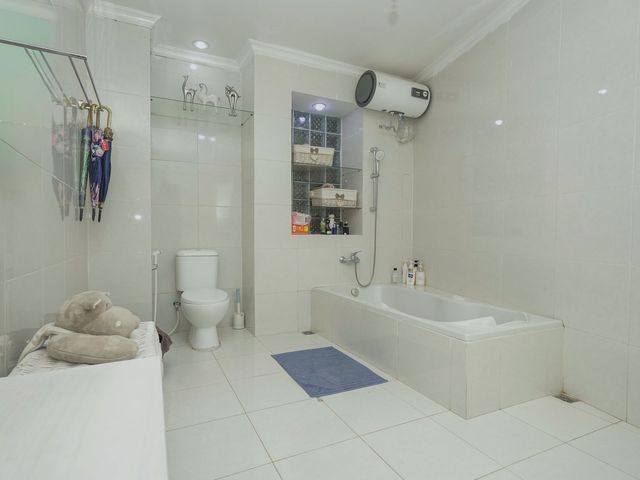 place photo 215