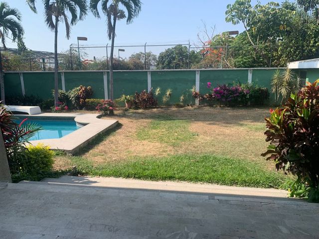 place photo 36