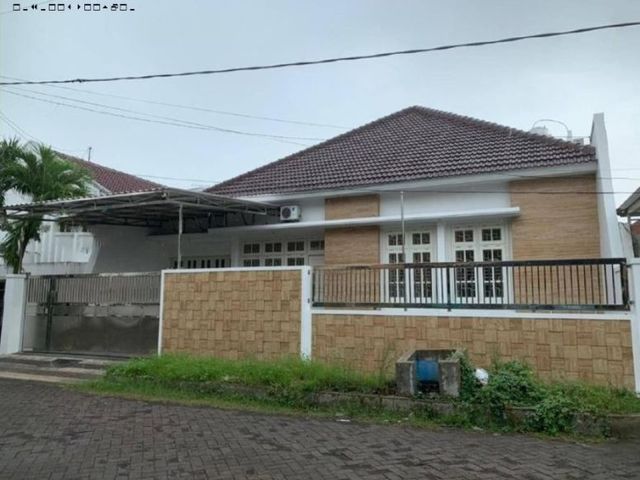 Rumah di Manyar Kertoadi, Siap Huni, New Minimalis