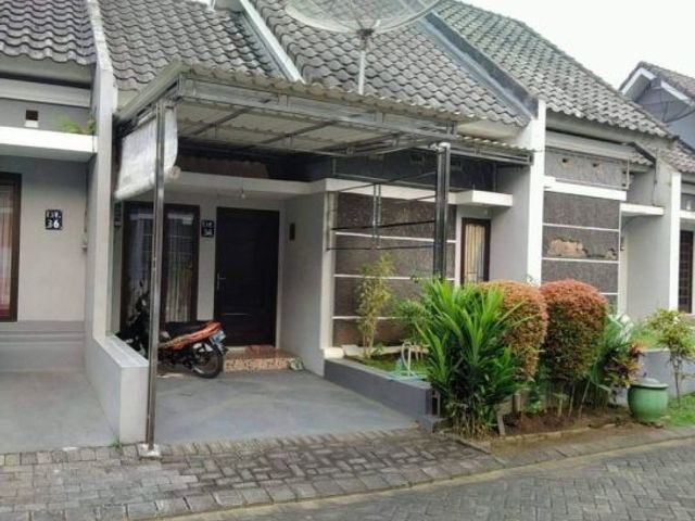Rumah murah strategis dekat Pasar Lawang