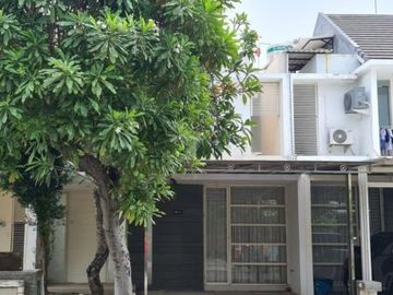 Rumah East Coast Park Pakuwon City, Siap Huni, Minimalis