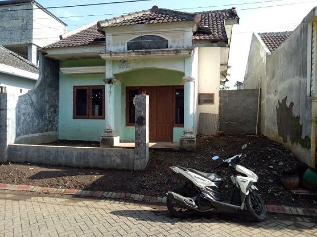 Rumah Second Luas Murah Dekat Exit Tol Singosari Malang