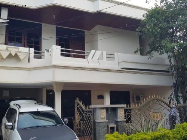 Rumah SIAP HUNI Lokasi strategis DELTA SARI INDAH