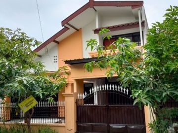 Disewakan Rumah Siap Huni 2 Lantai Lokasi Di Wisma Pagesangan