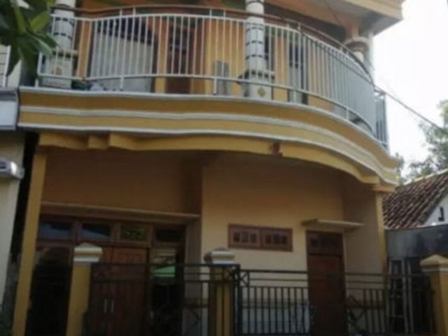 *Dijual rumah 2 lantai Kendangsari Surabaya*