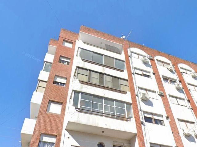 DEPARTAMENTO MONOAMBIENTE EN MORÓN CENTRO
