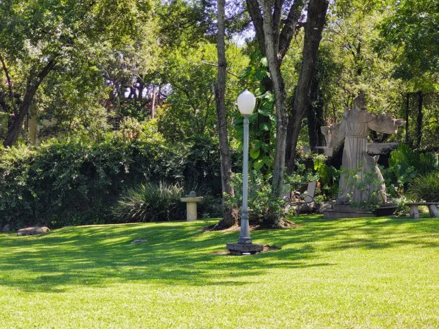 place photo 14