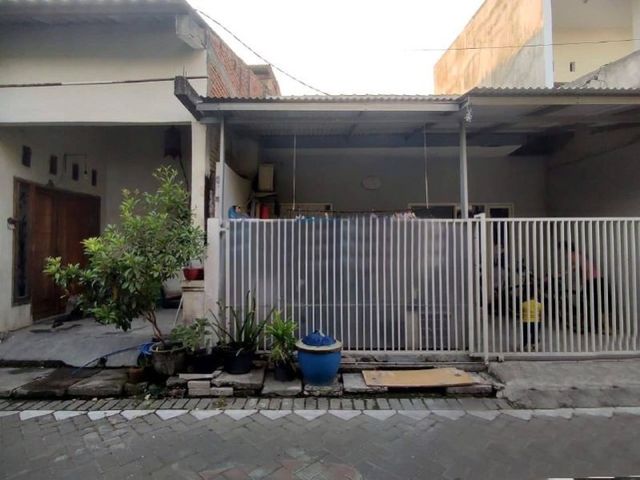 Rumah Bluru permai sidoarjo Jln gurame, Hadap Timur