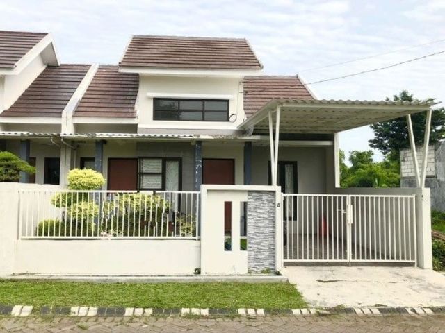 Rumah Bagus Dijual Murah Prambon Asri PP