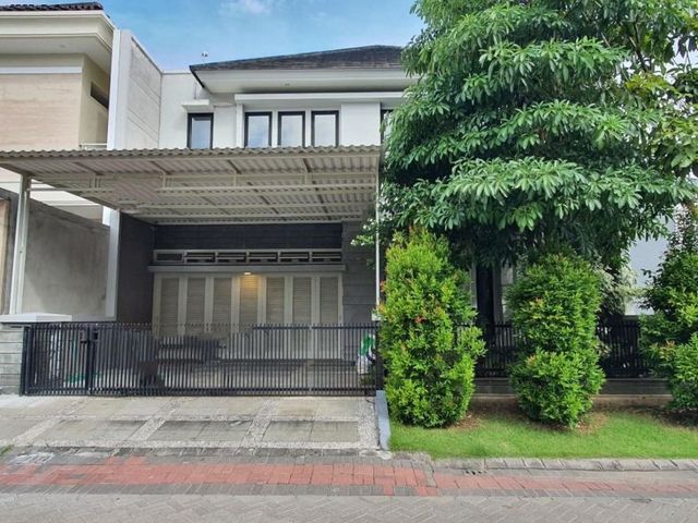 Rumah Minimalis Strategis di San Antonio, Pakuwon City