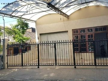 Rumah Siwalankerto Selatan STRATEGIS LANGKA