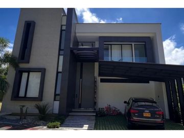 CASA EN VENTA EN RUITOQUE PARK HOUSE RUITOQUE BAJO FLORIDABLANCA