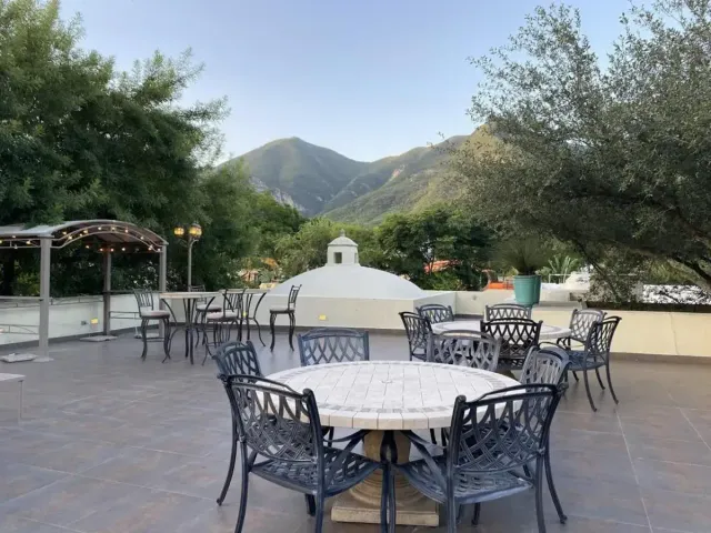 place photo 23