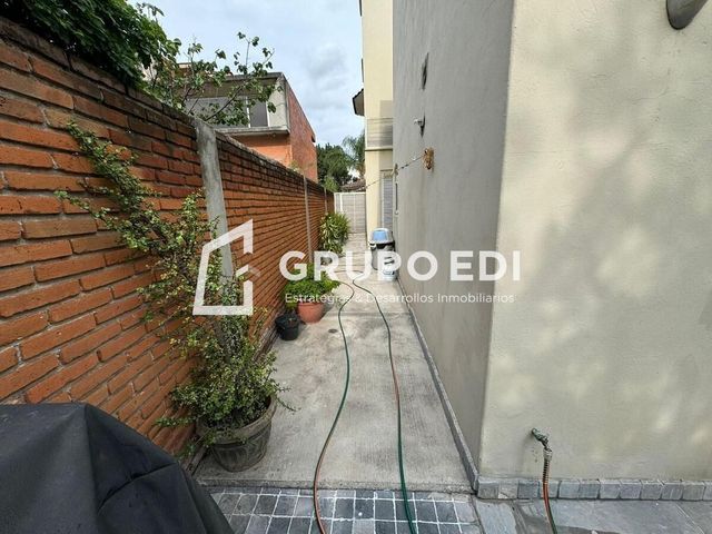 place photo 36