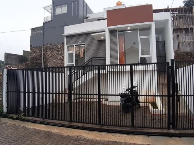 Rumah siap huni harga nego di daerah Jatihandap Bandung