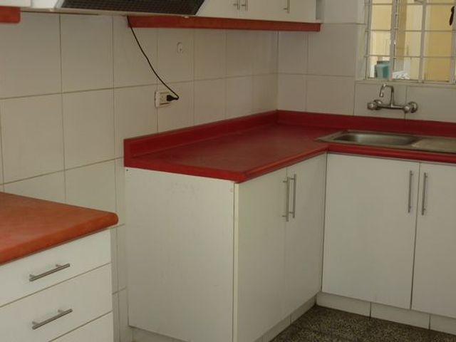 VENTA CASA MIRAFLORES