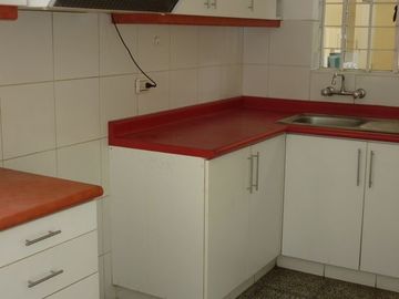 VENTA CASA MIRAFLORES