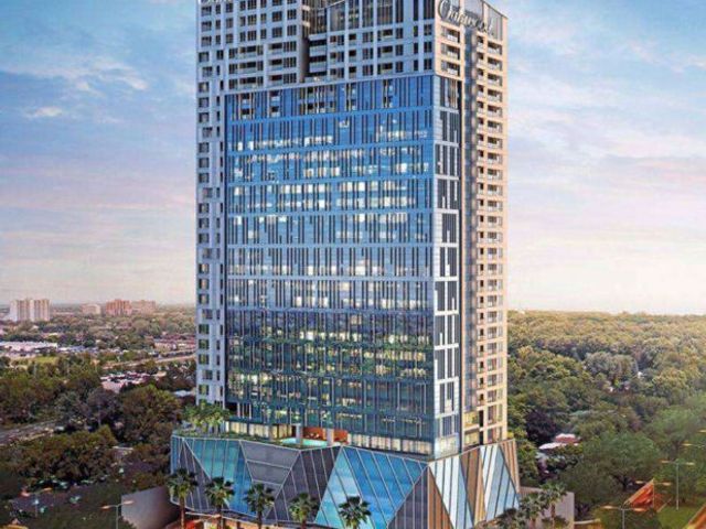 Apartemen mewah selangkah ke GM di one east residence sby