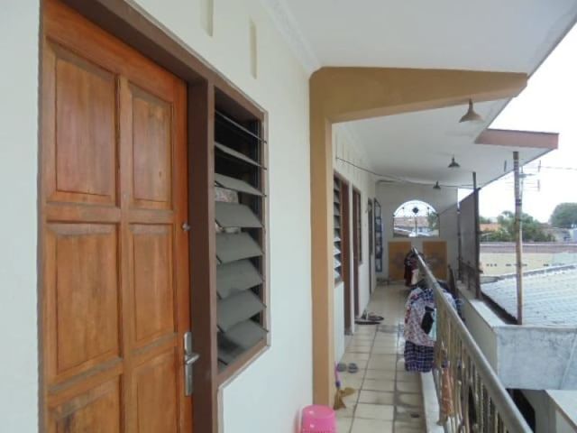 Dijual rumah kost di Mojosongo dekat kampus
