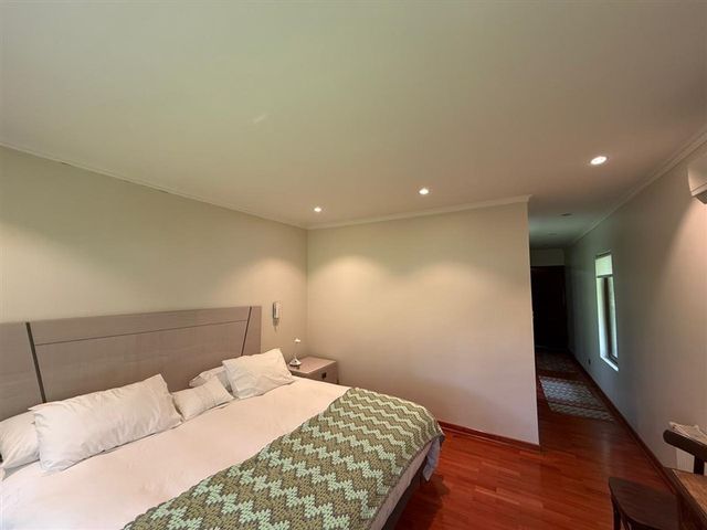 place photo 53