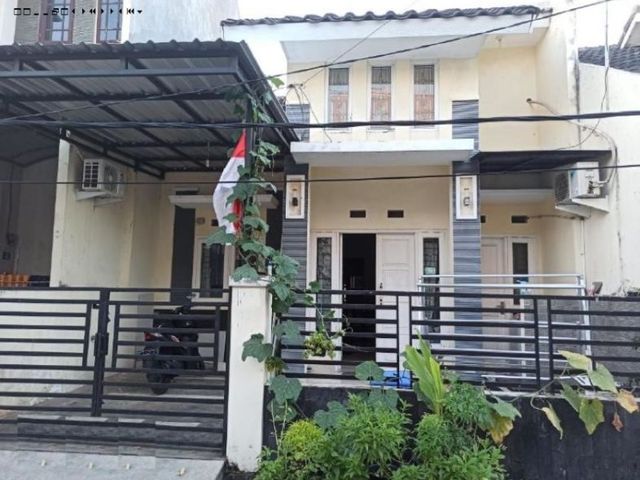Rumah di Amerta Residence Wonorejo, Hadap Selatan