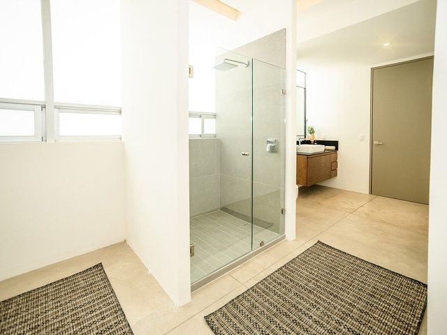 place photo 40