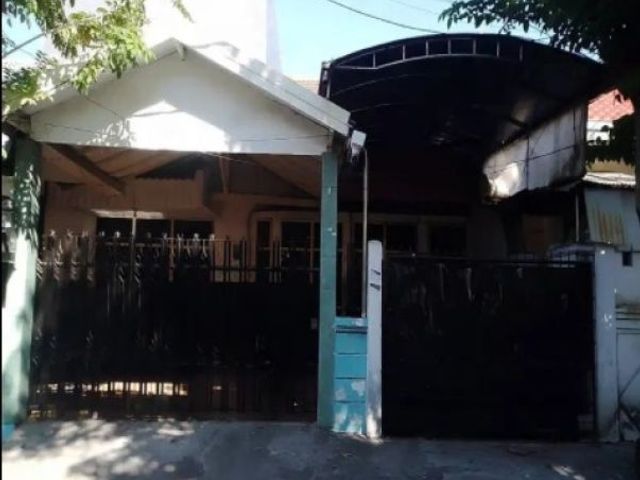 Rumah Dharmahusada Indah Utara