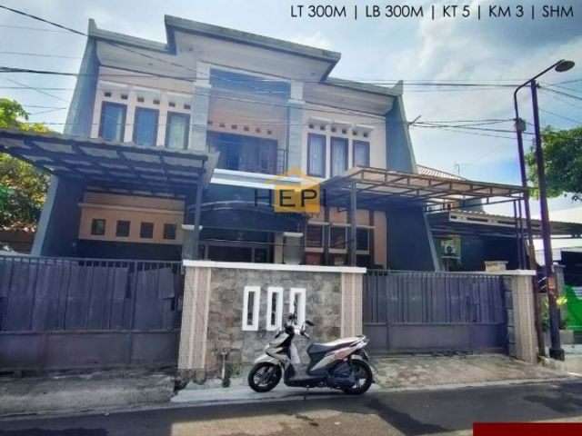 Jual rumah dua lantai