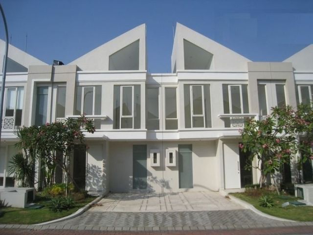 Dijual/sewa Rumah Grand Pakuwon, Ciamik