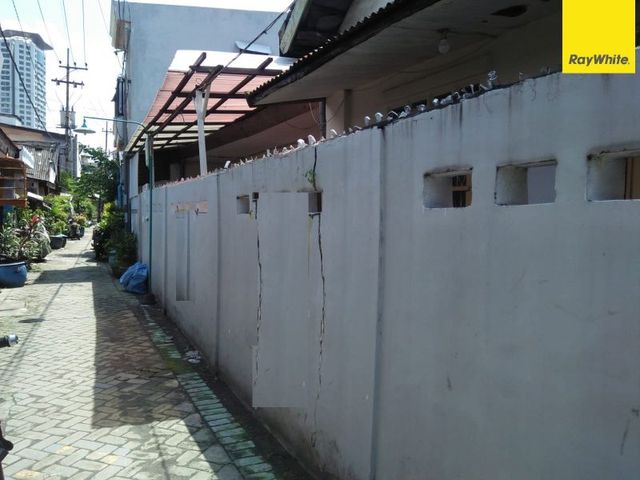 Disewakan Rumah Kost Letak Strategis Di Jl. Keputran , Surabaya