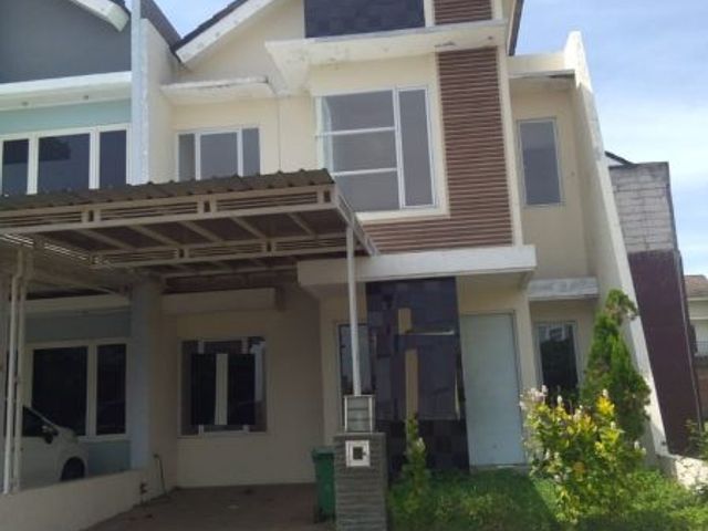 Rumah dijual La Diva Menganti Gresik