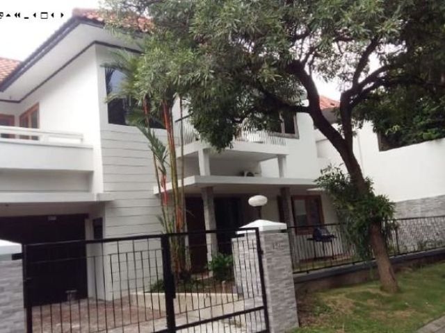xyauy.Rumah Graha Family Blok B, hadap timur