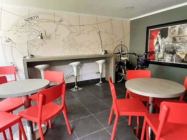 place photo 16