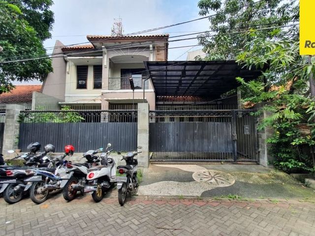 Disewakan Rumah 2lt di Jl Ngagel Jaya Utara, Surabaya
