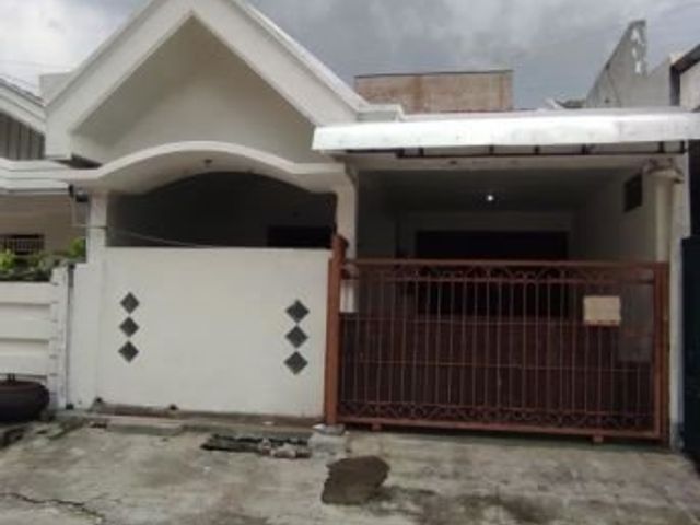 Rumah siap huni Di babatan pantai Hadap selatan Ada gudang kecil iwauf