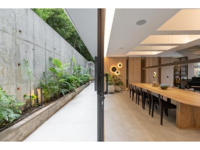place photo 51
