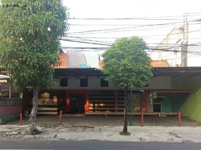 Rumah Usaha Pucang Anom STRATEGIS, Nol jalan
