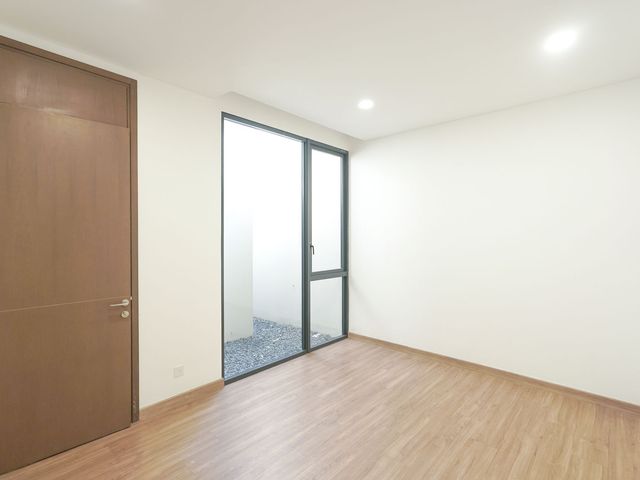 place photo 48