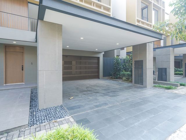 place photo 83