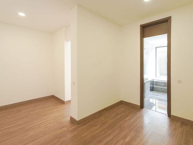 place photo 61